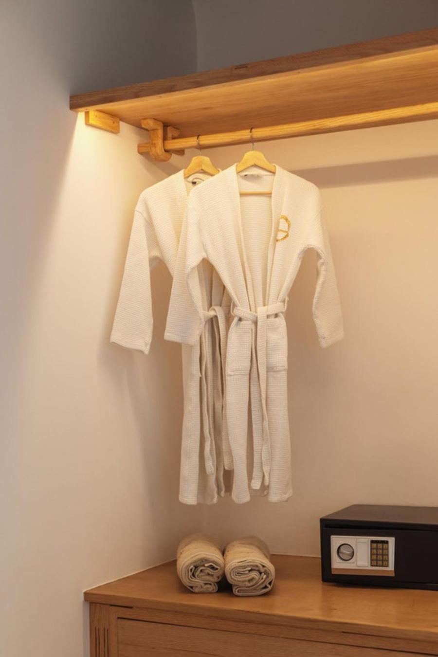 Birdhouse Private Luxury Suite Agios Ioannis Diakoftis エクステリア 写真